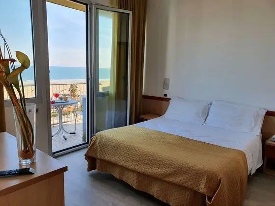 Superior Tek Büyük veya İki Ayrı Yataklı Oda, Deniz Manzaralı
