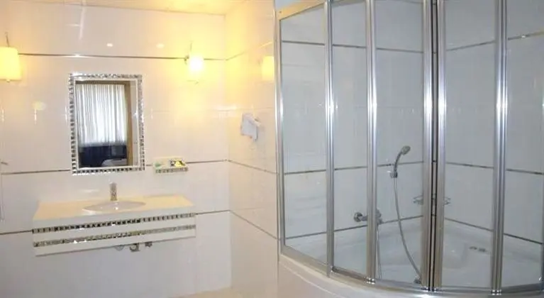 Standart Oda, Şehir Manzaralı
