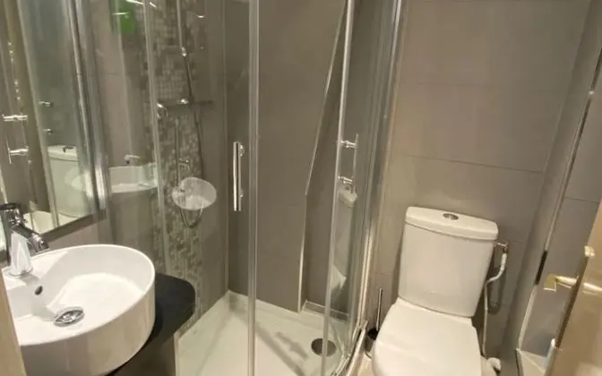 Comfort Tek Kişilik Oda