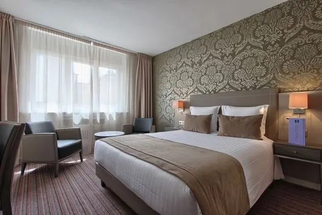 Comfort Tek Büyük Yataklı Oda