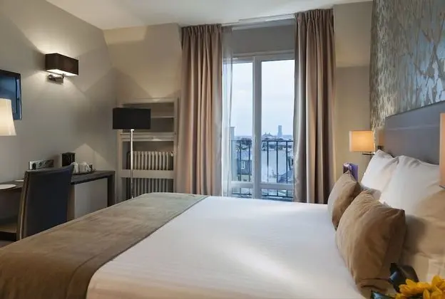 Comfort Tek Büyük Yataklı Oda