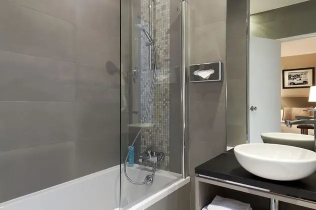 Comfort Tek Büyük Yataklı Oda