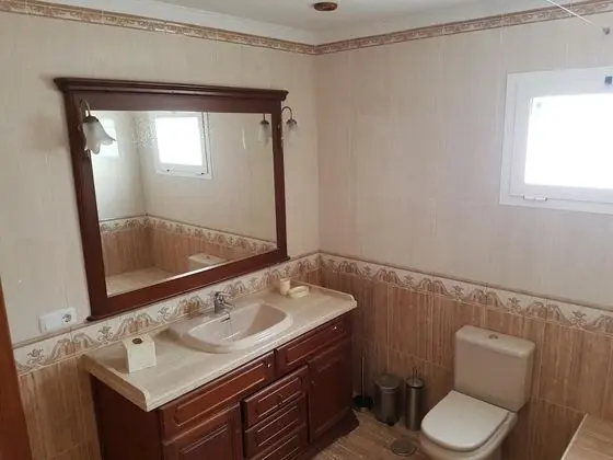 Basic Tek Büyük Yataklı Oda