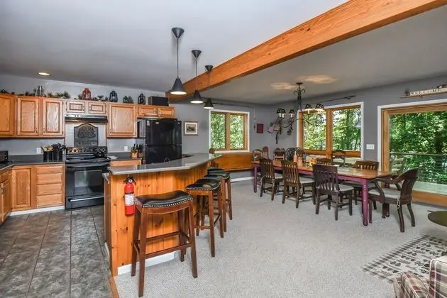 Ev, Birden Çok Yatak, Şömine