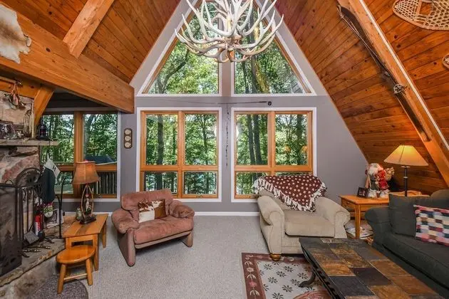 Ev, Birden Çok Yatak, Şömine