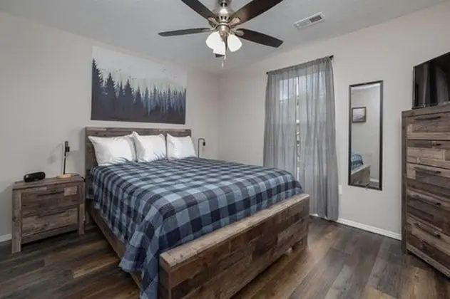Daire (The Timberland - REMODELED - Everythi)