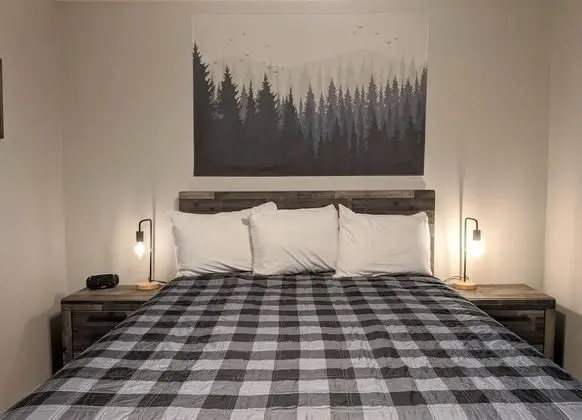 Daire (The Timberland - REMODELED - Everythi)