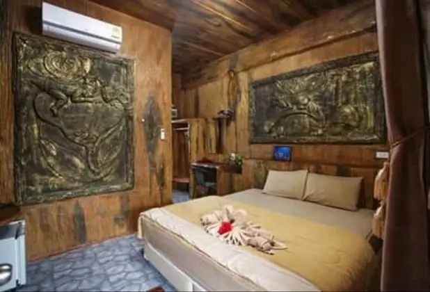 Khon Room