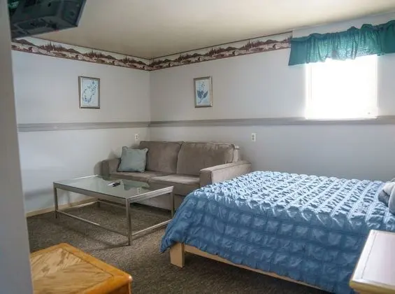 Suite 103