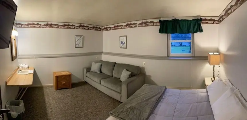 Suite 103