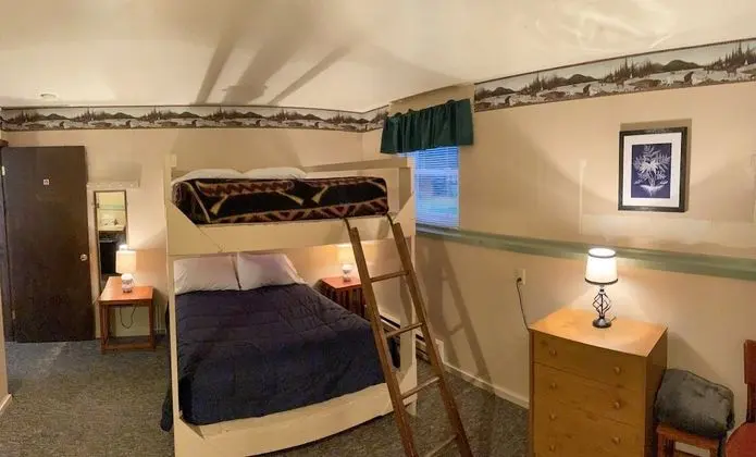 Suite 103