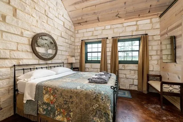 Exclusive Kır Evi, 1 Büyük (Queen) Boy Yatak, Sigara İçilmez