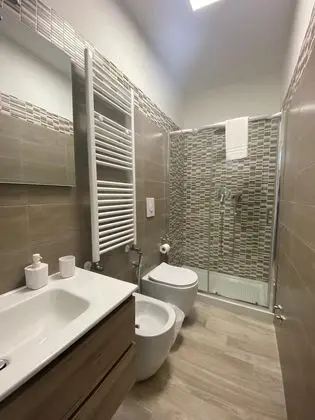 Standard Tek Büyük veya İki Ayrı Yataklı Oda, 1 Çift Kişilik Yatak, Özel Banyo, Bahçe Manzaralı