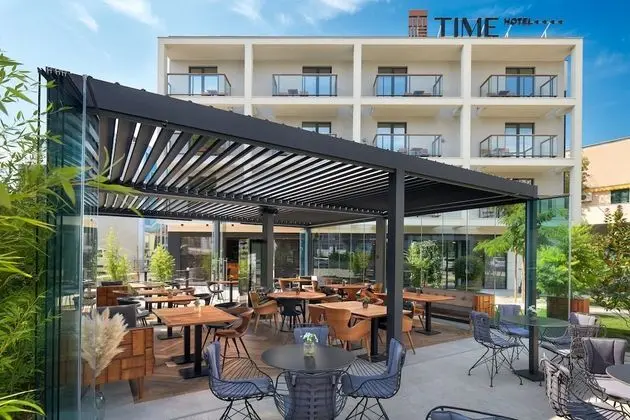 Standard Tek Büyük veya İki Ayrı Yataklı Oda, Balkon, Şehir Manzaralı