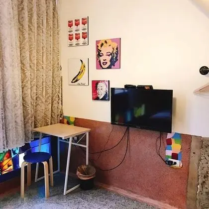 Standard Tek Büyük Yataklı Oda