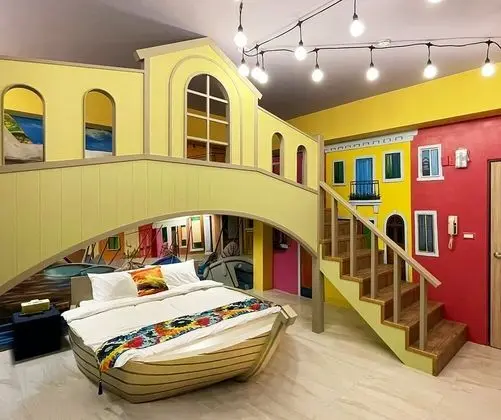 City Dört Kişilik Oda