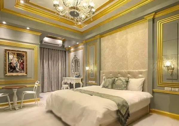 City Tek Büyük Yataklı Oda