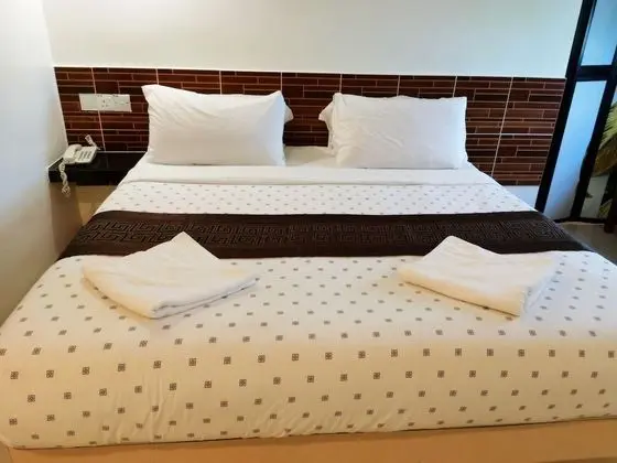 Basic Tek Büyük Yataklı Oda