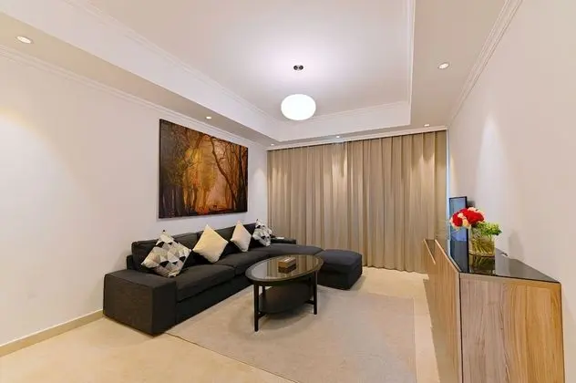 One Bedroom Apartment
