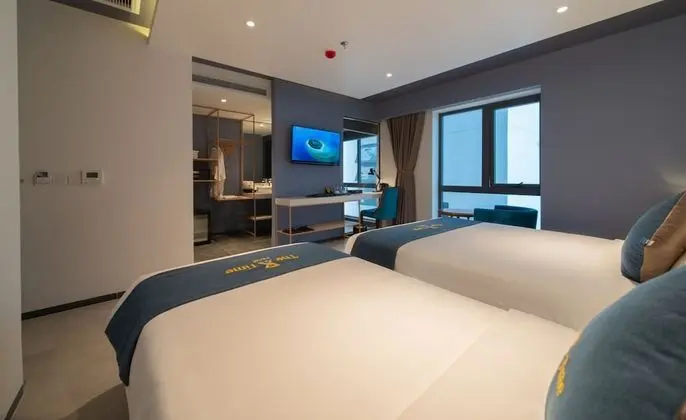Deluxe Üç Kişilik Oda