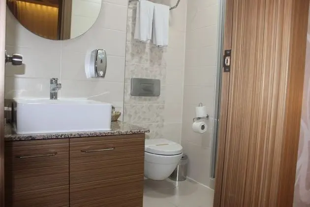 Standard Tek Büyük veya İki Ayrı Yataklı Oda