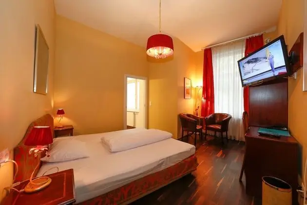 Deluxe Tek Büyük Yataklı Oda, Özel Banyo