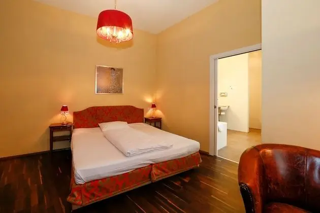 Deluxe Tek Büyük Yataklı Oda, Özel Banyo