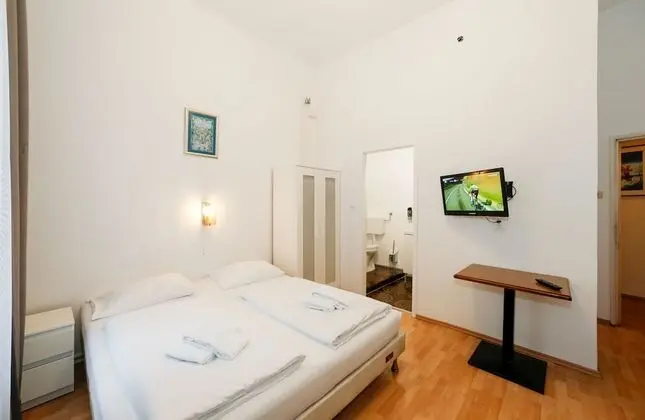 Standard Üç Kişilik Oda, Özel Banyo