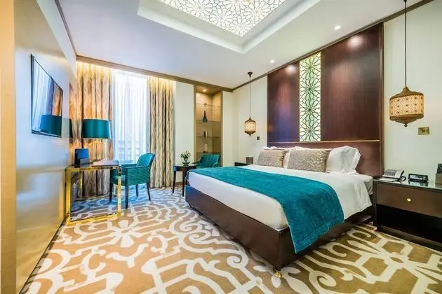 Deluxe Tek Büyük Yataklı Oda