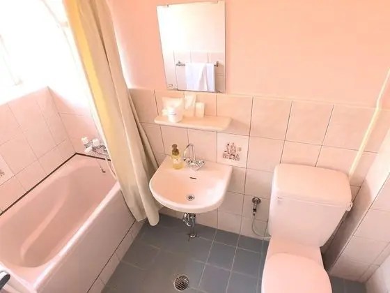 Economy Tek Büyük Yataklı Oda, Sigara İçilmez (Must Check-in Between 3 PM and 6 PM)