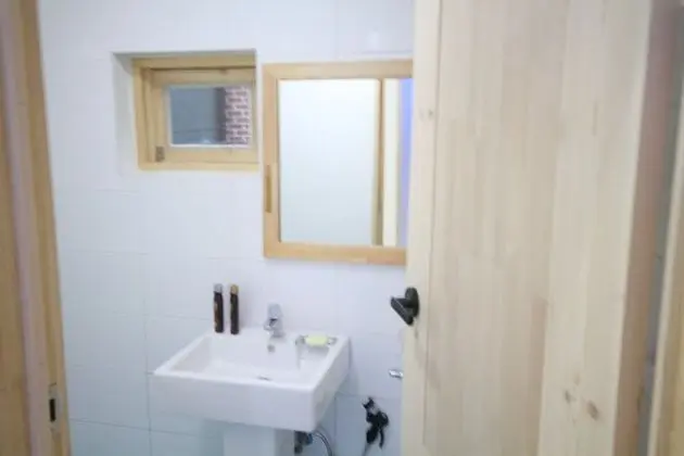 Ortak Ranzalı Oda, Karma Ranzalı Oda, Ortak Banyo (4 persons)