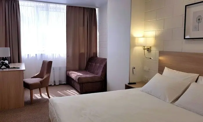 Standard Tek Büyük Yataklı Oda