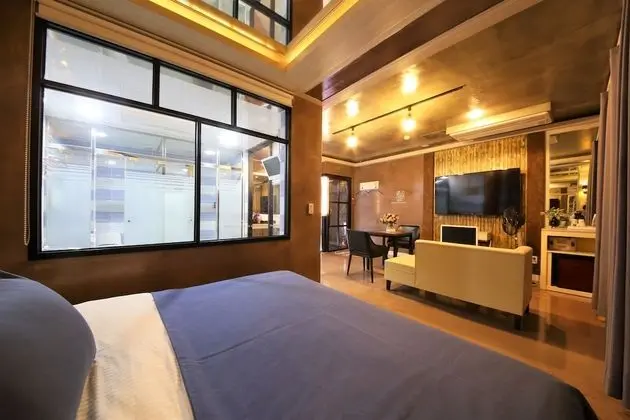 Deluxe Tek Büyük Yataklı Oda