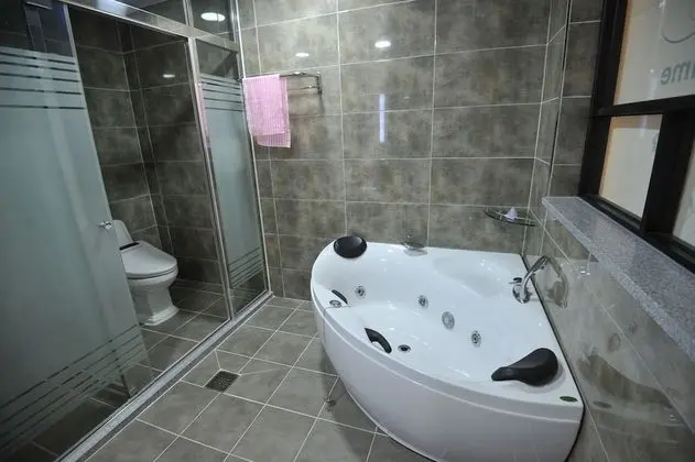 Superior Tek Büyük Yataklı Oda