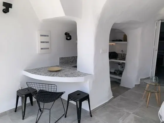 Villa (Kallisti Courtyard Suite)
