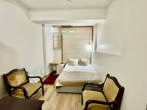 Economy Tek Büyük veya İki Ayrı Yataklı Oda