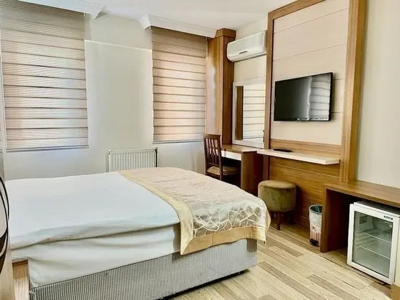 Standard Tek Büyük veya İki Ayrı Yataklı Oda