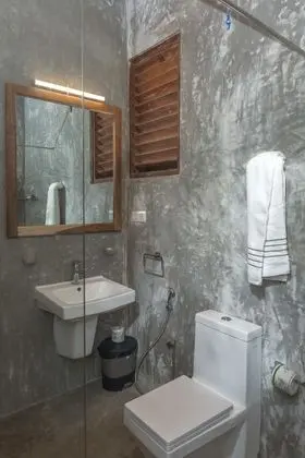Comfort Tek Büyük Yataklı Oda, 1 En Büyük (King) Boy Yatak, Okyanus Manzaralı, Okyanusa Sıfır