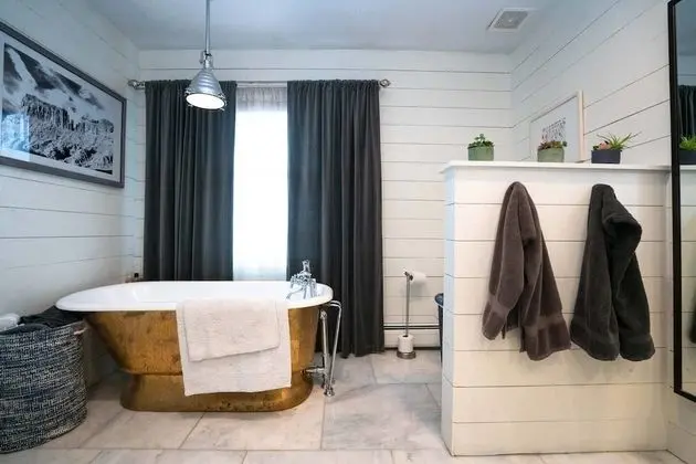 Ev (4 Bedrooms)