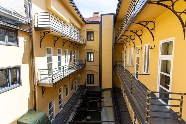 Historicism Room, Atrium View