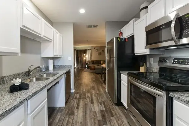 Daire (Timepiece Stay - **NEW/Remodeled** NO)