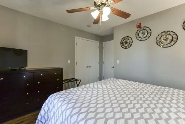 Daire (Timepiece Stay - **NEW/Remodeled** NO)
