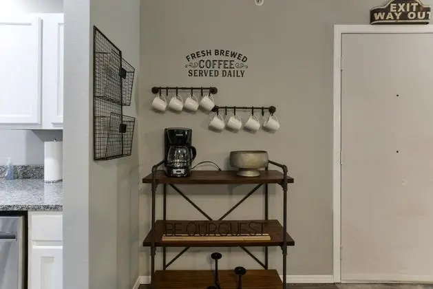 Daire (Timepiece Stay - **NEW/Remodeled** NO)