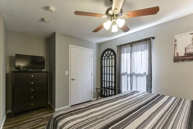 Daire (Timepiece Stay - **NEW/Remodeled** NO)