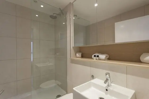 Exclusive Apart Daire, 1 Yatak Odası, Küçük Mutfak, Şehir Manzaralı