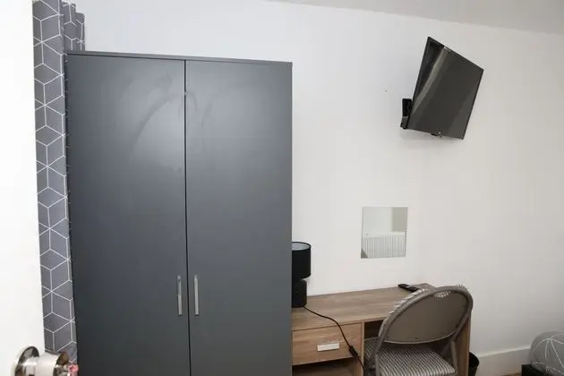 Design Tek Büyük Yataklı Oda