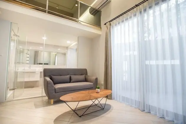 Deluxe Tek Büyük Yataklı Oda, Balkon/Veranda (102)