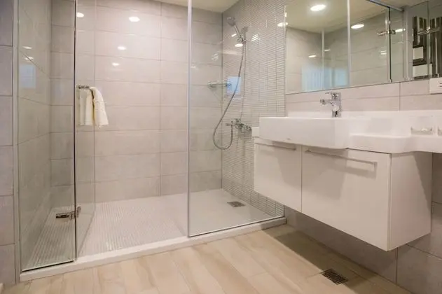 Deluxe Tek Büyük Yataklı Oda, Balkon/Veranda (102)