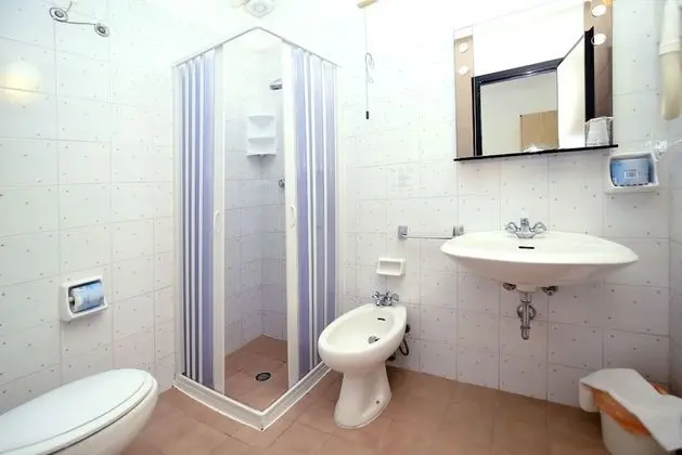 Standard Tek Büyük Yataklı Oda, 1 Yatak Odası, Banyolu/Duşlu
