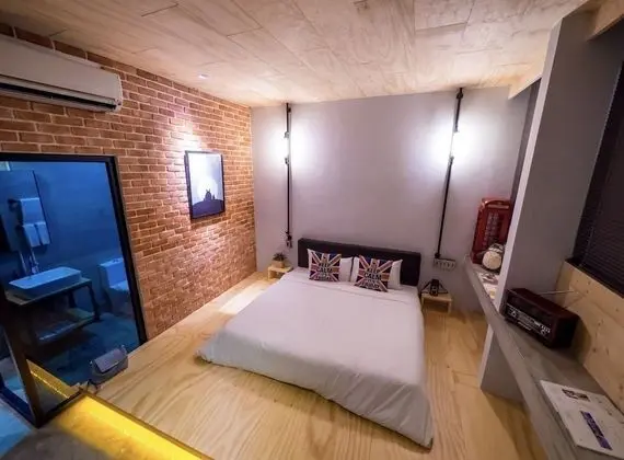 Deluxe Tek Büyük Yataklı Oda
